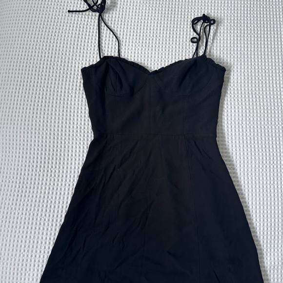Aritzia/Wilfred Fable Mini dress - Picture 2 of 4
